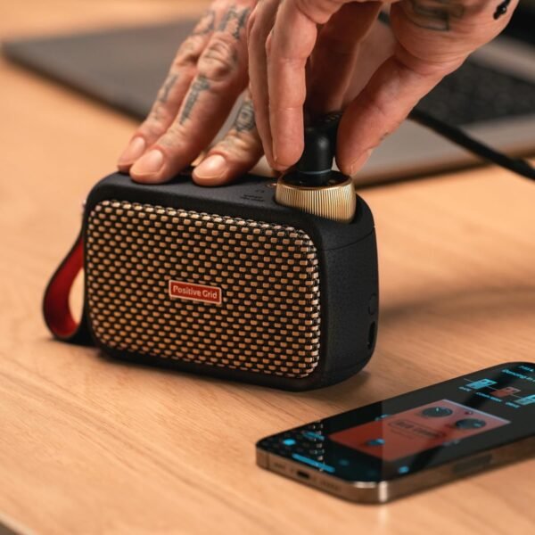 Review of Positive Grid Spark GO Ultra-Portable Smart Guitar Amp and Bluetooth Speaker