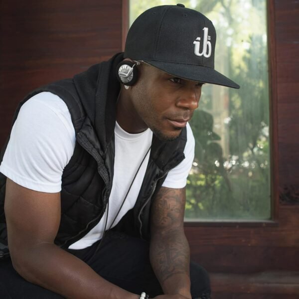 Koss KSC75 Portable On-Ear Headphones Review Retro Design with Exceptional Sound Quality