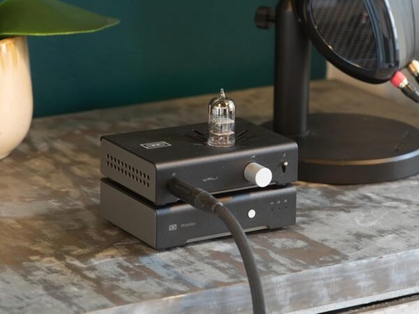 81UxL4wh0WL._AC_SL1500_ Schiit Vali 3 Tube Hybrid Headphone Amplifier Review Exceptional Sound and Stunning Design